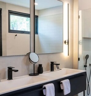 Haartrockner, Handtücher