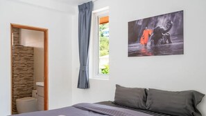 2 Schlafzimmer, Schreibtisch, Bügeleisen/Bügelbrett, kostenloses WLAN