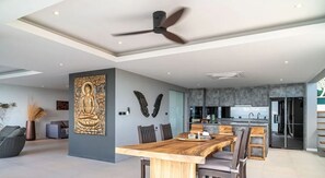 Dining - Modern 2-bedroom hillside villa in Plai Laem with infinity pool and stunning sea views (Tambon Bo Put)