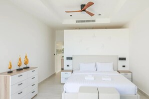 3 bedrooms, desk, iron/ironing board, free WiFi