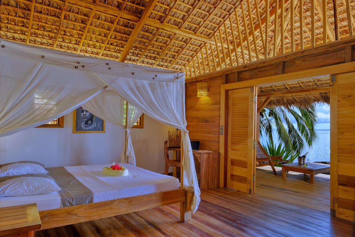 Classic Double Room, Beach View | Desk, laptop workspace, free WiFi