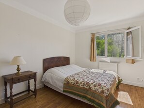 4 bedrooms, free WiFi