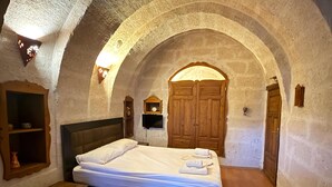 Deluxe Room | Laptop workspace, iron/ironing board (on request), WiFi (free) - Bir Kedi Villa (Avanos)