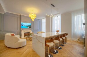 Interior - Tiffany Luxury gem 4BDR 4Baths  next to Palais (Cannes)