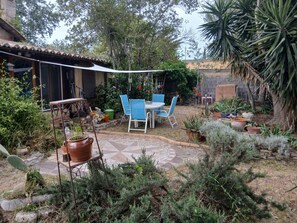 Outdoor dining - La Bohèminne (Marseillan)