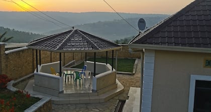 Villa with garden near Kabuga in quiet, green surroundings