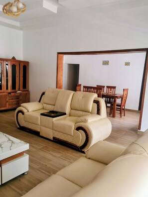 تلفزيون ذكي