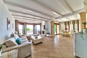Smart TV, stereo, offices - Vistamar, Vistamar - amazing views and elegant design (Moraira)