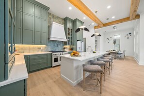 Fridge, microwave, oven, stovetop - "Serenity Escape" by Holiday Beach Rentals - Coming August 2025! (Panama City)