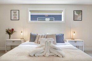 5 soverom, skrivebord, strykejern/-brett og wi-fi