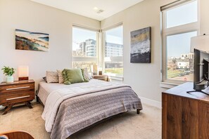 Apartment (2 Bedrooms) | Interior - Walk to Mile High Stadium: Modern Denver Townhome (Denver)