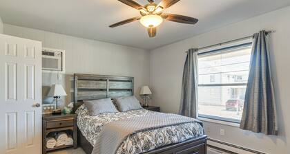 Bayfront Home w/ Boat Dock & Deck in Forked River