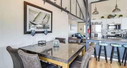 Bayfront Home w/ Boat Dock & Deck in Forked River