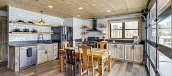 Modern Granby Retreat: Fish, Hike & Relax!