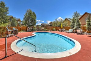 Interior - Modern Granby Retreat: Fish, Hike & Relax! (Granby)