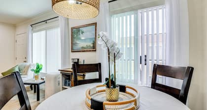 1 Mi to Oceanside Municipal Pier: Condo w/ Balcony