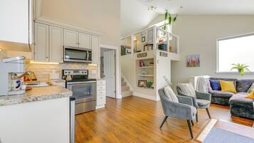 Apartment (1 Bedroom) | Interior