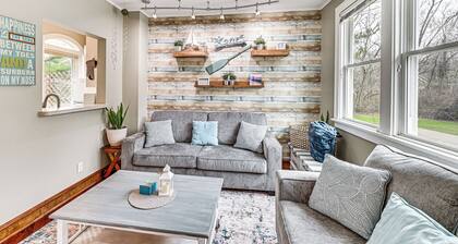 1/2 Mi to Beach & Lake Michigan: Condo w/ Pool!