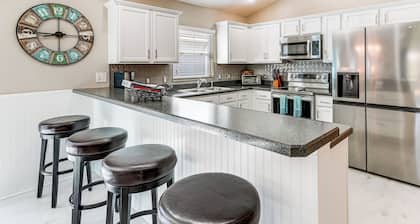 Village of Collier Retreat w/ Golf Cart & Lanai!
