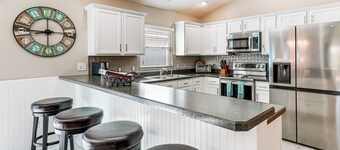 Village of Collier Retreat w/ Golf Cart & Lanai!
