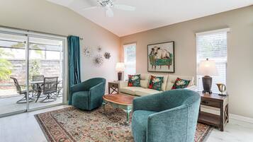 House (3 Bedrooms) | Interior