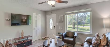 House (3 Bedrooms) | Front of property