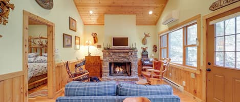 House (1 Bedroom) | Interior