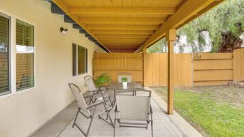 House (2 Bedrooms) | Interior
