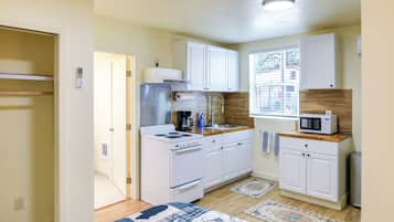 Apartemen (0 Bedroom) | Interior