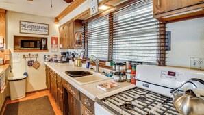 บ้านพัก (4 Bedrooms) | ภายใน