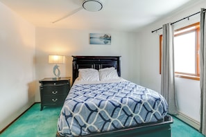 House (3 Bedrooms) | Interior - Near Dtwn & Pioneer Park: Fairbanks Home w/ Deck! (Fairbanks)