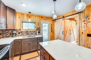 Apartment (0 Bedroom) | Interior - Boat, Fish & Hike: Cozy Getaway in Twin Lake! (Twin Lake)