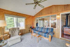 Cottage (2 Bedrooms) | Interior