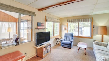 Cottage (2 Bedrooms) | Interior