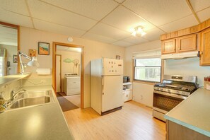 Cottage (2 Bedrooms) | Interior