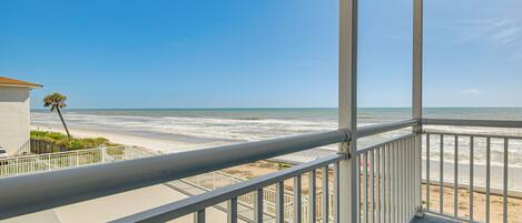 Apartment (2 Bedrooms) | Front of property