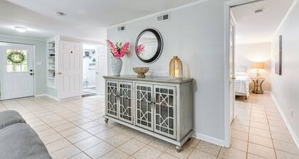 3 Mi to Dtwn: Hickory Home Base w/ Patio!