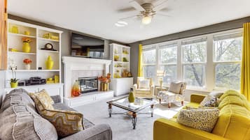 Huis (6 Bedrooms) | Woonruimte