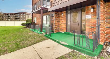 2 Mi to Wind Creek Casino: Quaint Homewood Haven