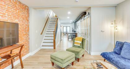 Family-friendly Townhome w/ Patio in Columbia!