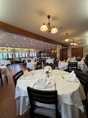 Restaurant - Hôtel l'Orée des Roches (Saales)