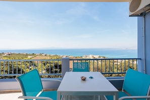 Apartment | 1 bedroom, Internet - Seaview Getaway With Pool Panoramic Views (Kalamata)