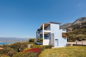 Apartment | 1 bedroom, Internet - Seaview Getaway With Pool Panoramic Views (Kalamata)