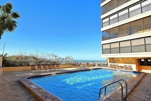 Opvarmet pool