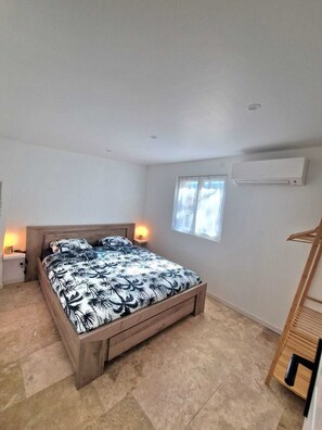 2 Schlafzimmer, Bügeleisen/Bügelbrett, kostenloses WLAN