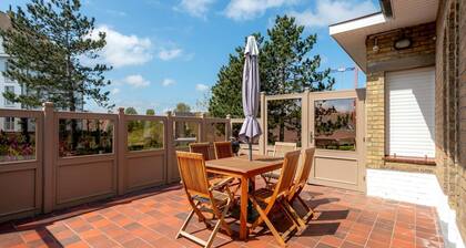 Spacious Seaside Villa in Oostduinkerke
