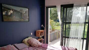 4 slaapkamers, een strijkplank/strijkijzer, wifi, beddengoed