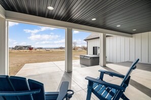 Ferienhaus, 6 Schlafzimmer | Terrasse/Patio