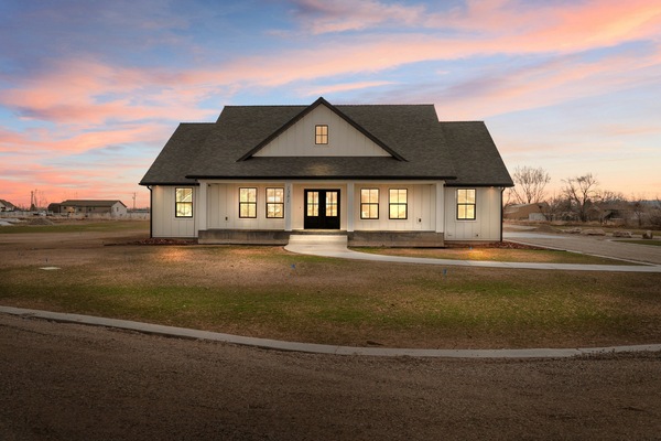 House, 6 Bedrooms | Exterior