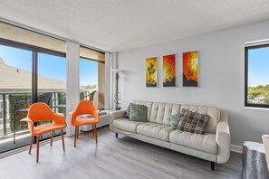 Condo, 1 Bedroom | Living area - Verandas 409 1 Bedroom Condo (North Myrtle Beach)